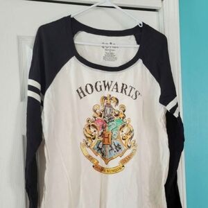 Hogwarts Crest Long Sleeve Shirt By Torrid Size 2